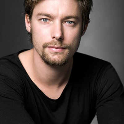 8B061F7F-AEE6-421C-B0B3-C488C60A0CA2