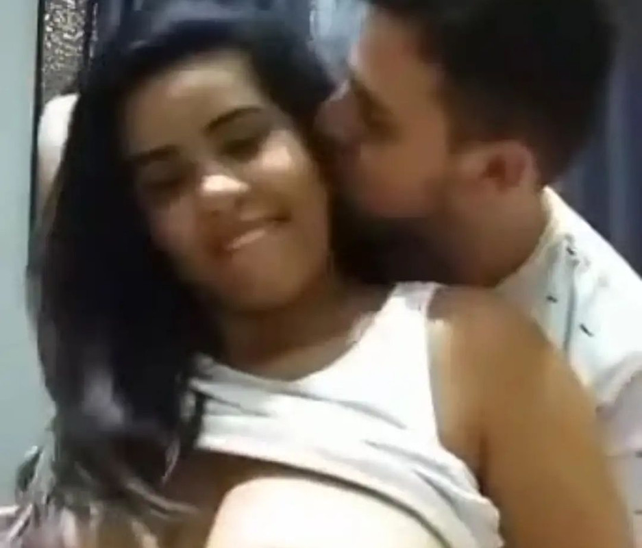 Desi couple sucking eachother and fucking in hotel