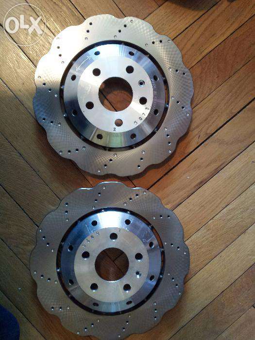 69469800_6_1000x700_vand-frane-brembo-8-pistonas