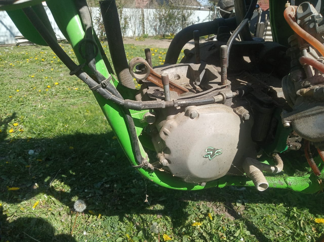 0BCF7DC2-121E-4A18-A658-AA898F9F6EA4