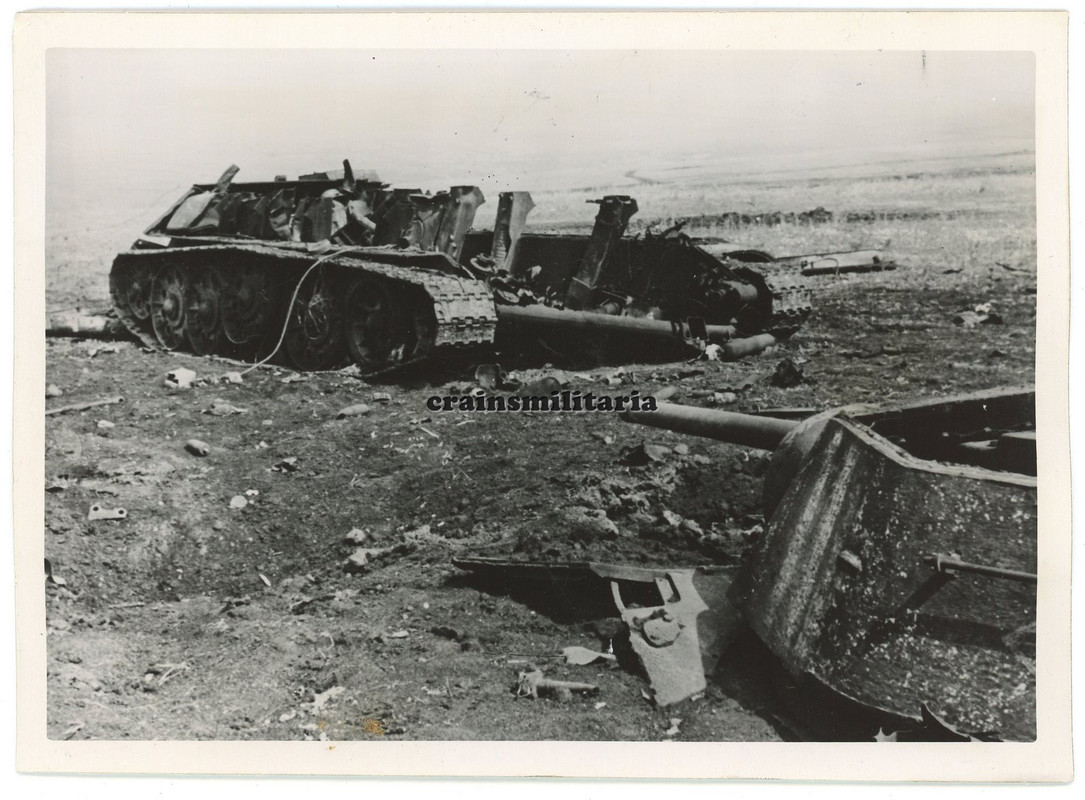 Orig. PRESSE Foto zerstörte russische Beute Panzer Tank in Russland 1943