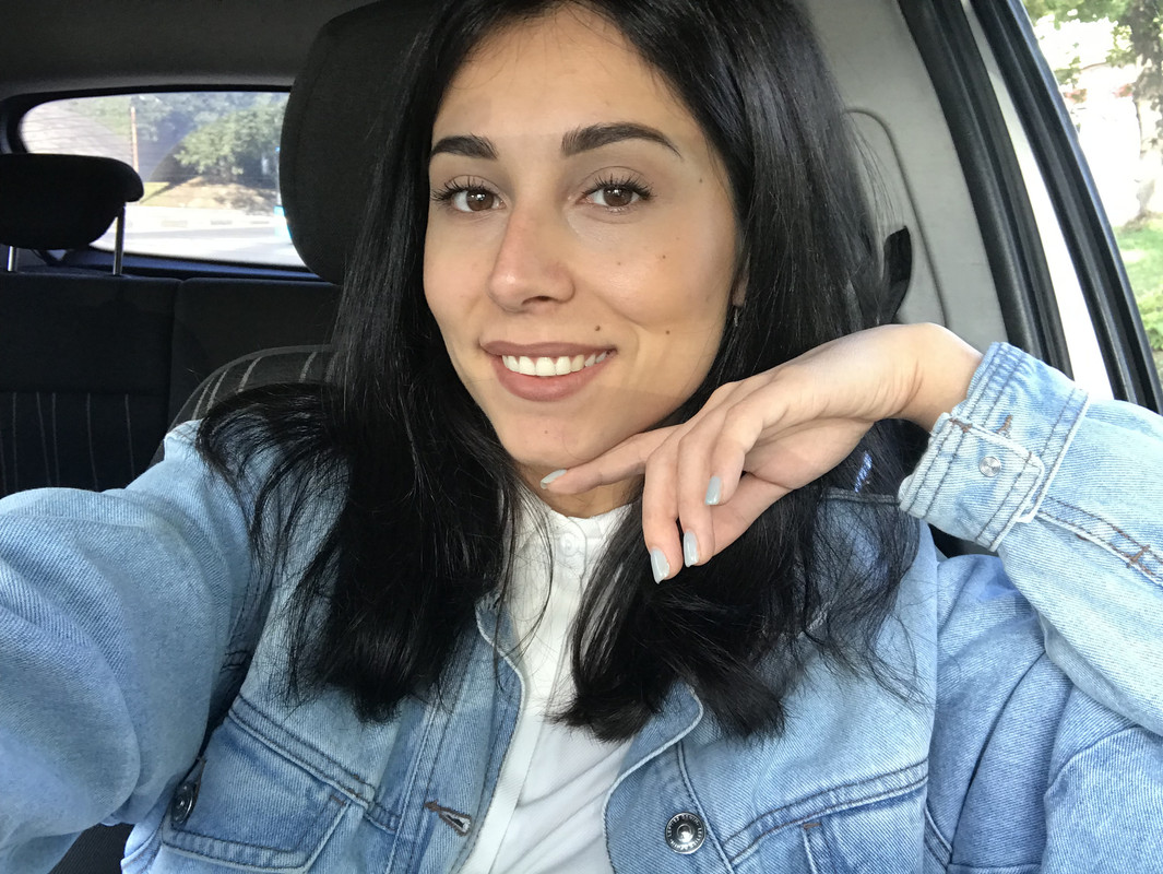 FF28B83B-149F-46C8-8191-3611886B3969