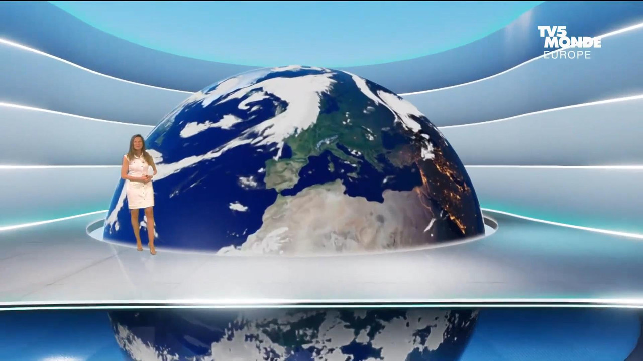 Daniela Prepeliuc TV5 080522.mp4_snapshot_00.01_[2022.05.08_18.10.09]