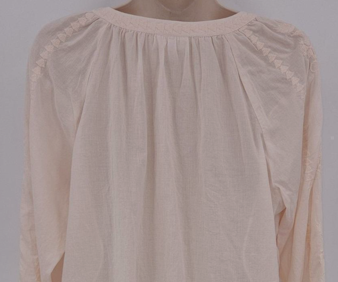 01jjillbisqushirtbackneck