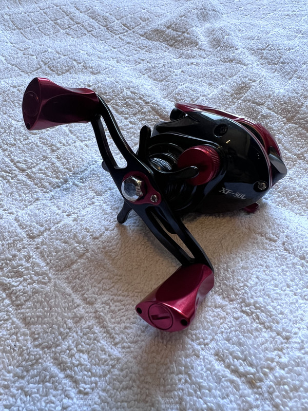 24B9A9E3-CF6C-498F-AFAC-1C1098FE447C