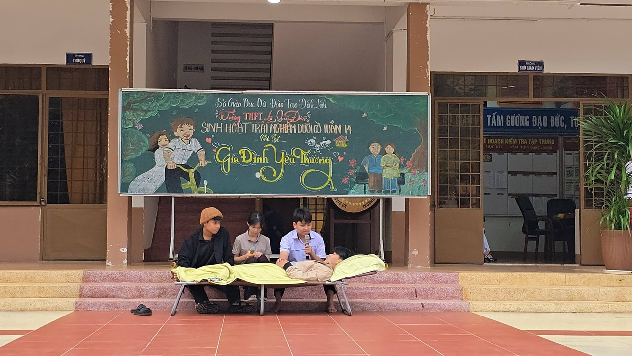 Hoạt động ngoại khóa