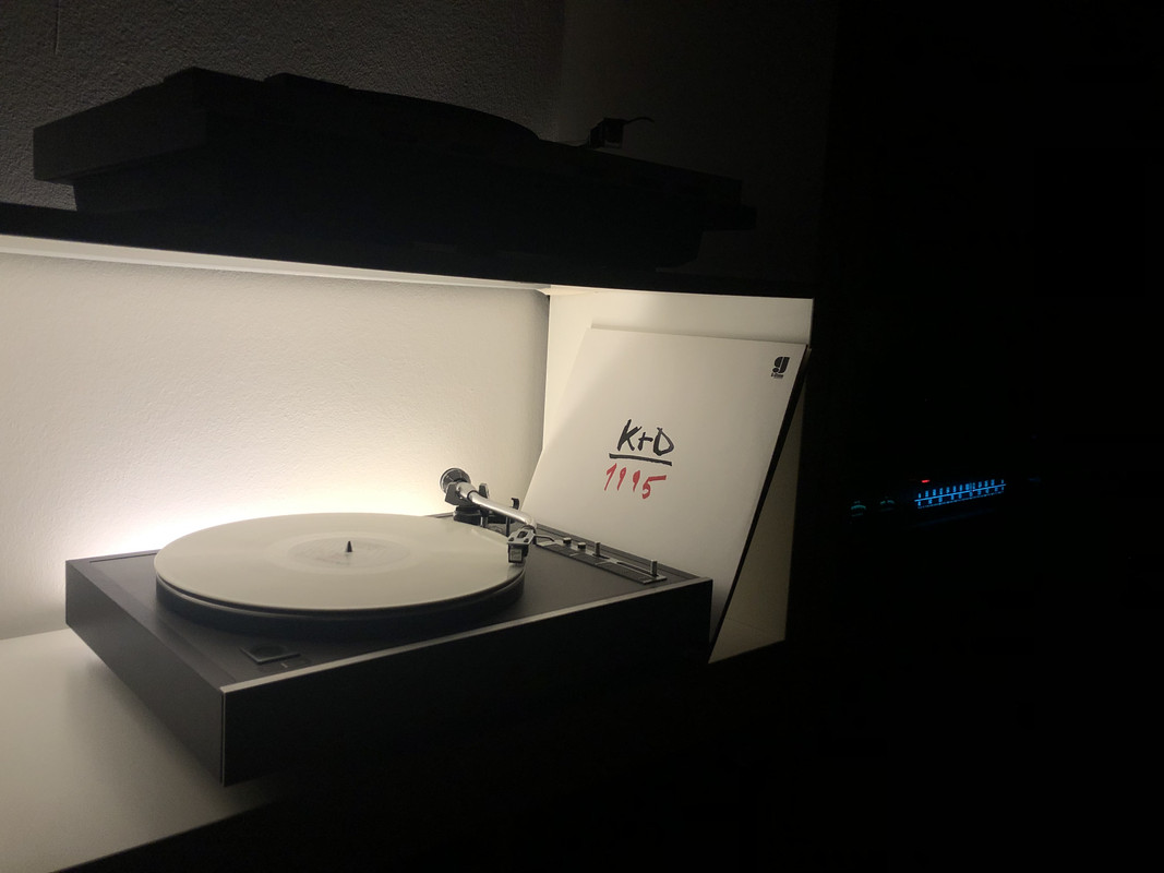 215665D0-03F4-4123-84B3-3AA1FF3DF4CA