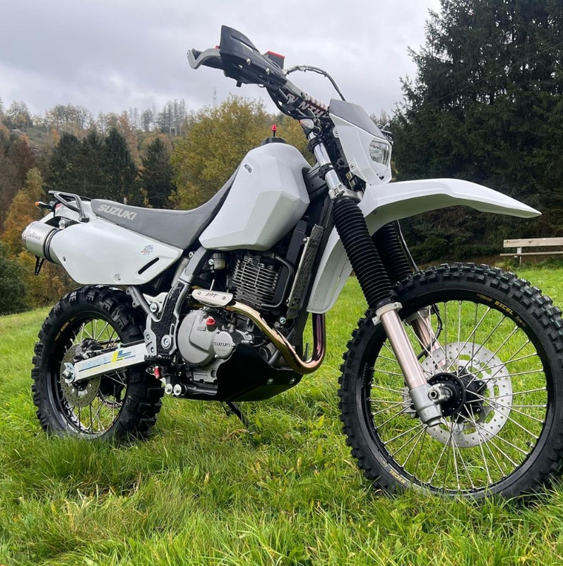 SUZUKI RM Kotflgel vorn schwarz/ gelb/ weiss