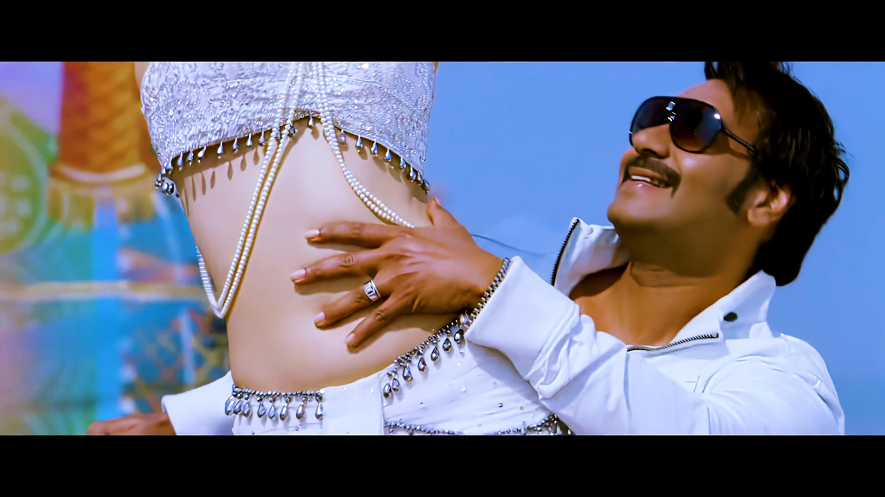 Tamanna Hot Song From Himmatwala Naino Main Sapna 4K (Best Quality).mp4_snapshot_01.57_[2021.04.05_1
