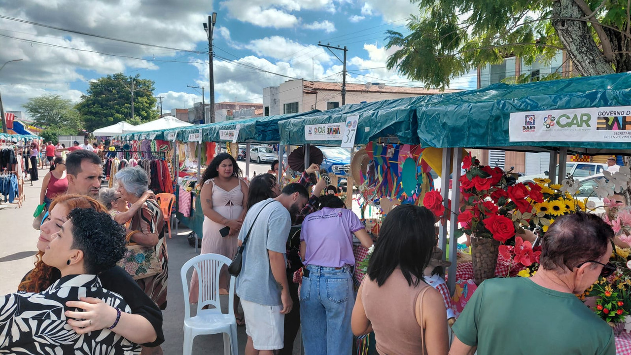 afe82ebf-c868-432e-b5a7-95402f48871f