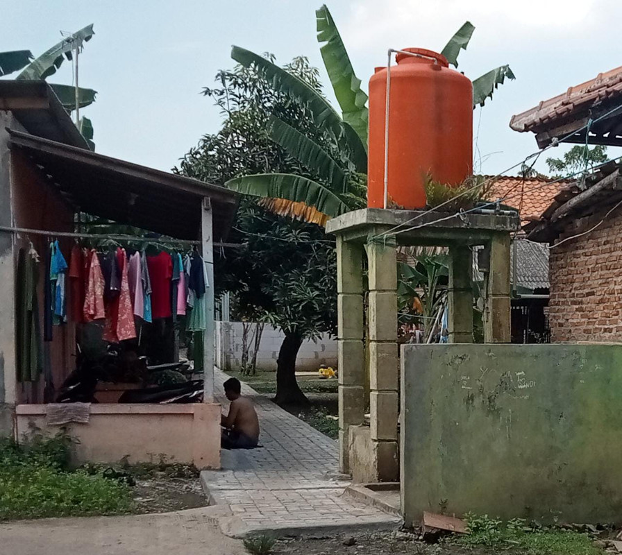 IMG-20211227-WA0009 TPK Paving Blok Desa Karang Rahayu Patut Dipertanyakan, Disinyalir Ada Korupsi Berjamaah