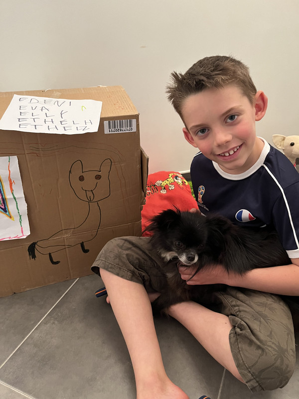 [Image: 41-B82-AA6-6-FE6-421-B-991-E-226-DCF5-C412-F.jpg]