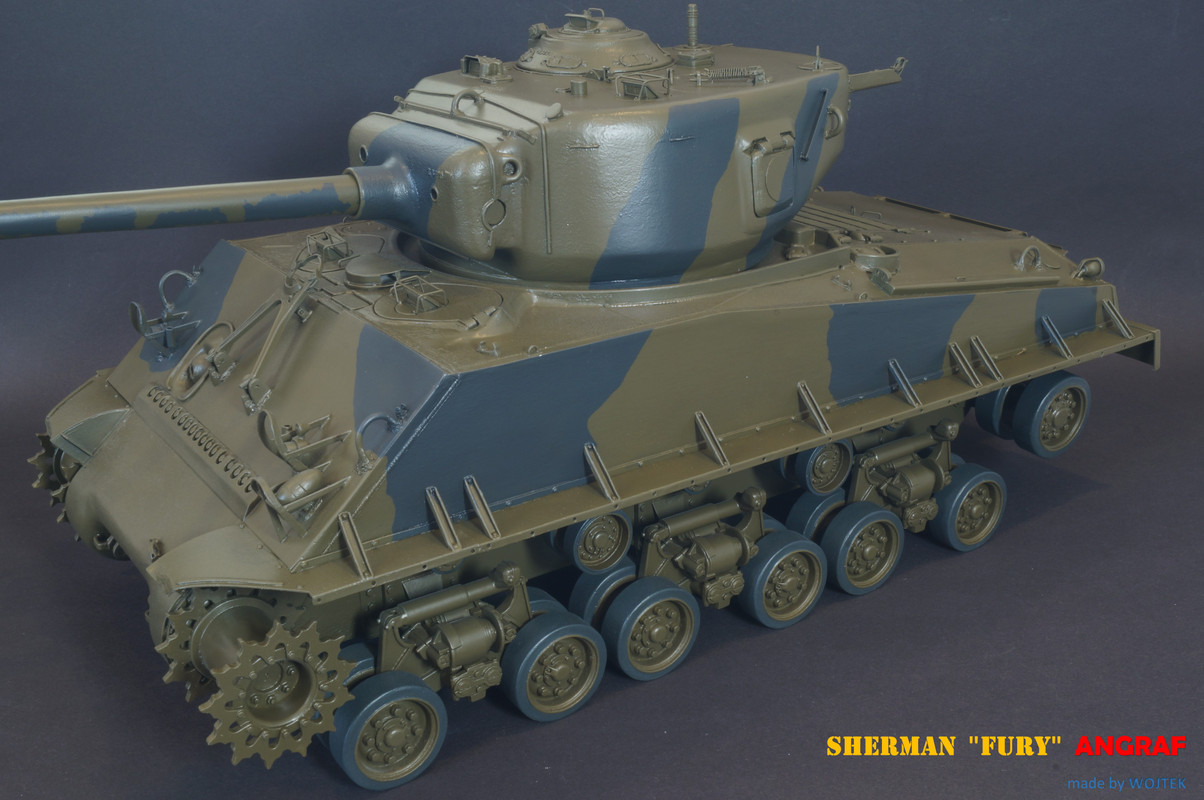 M4A3E8 SHERMAN  FURY 185