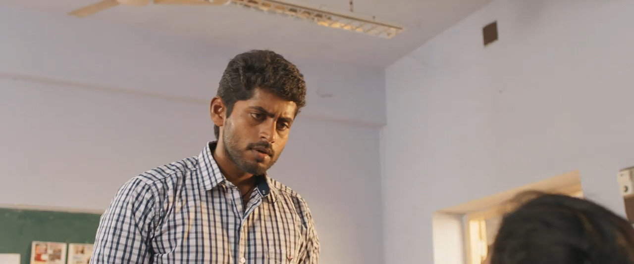 Pariyerum Perumal 2018 WebRip [Tamil] 480p 720p ESub Screenshot