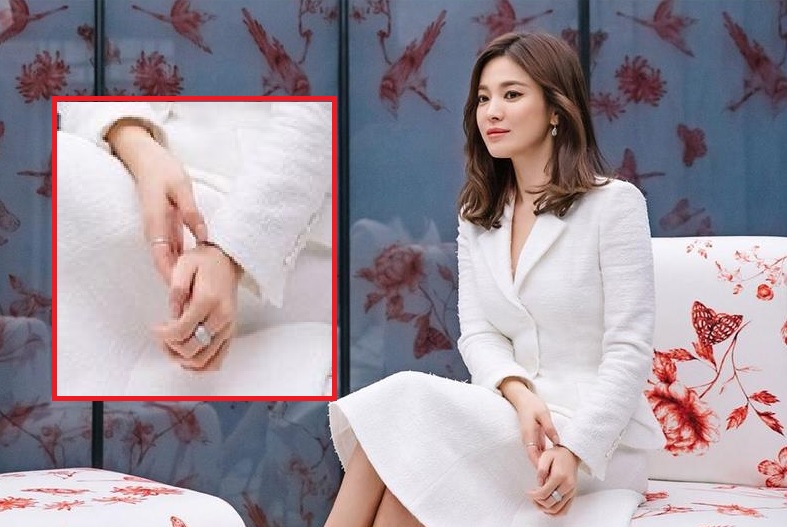 Penampakan cincin yang dikenakan oleh Song Hye Kyo