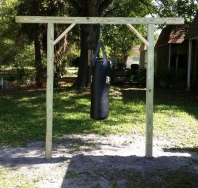 Best Way To Make A Heavy Bag Stand Outdoors Doityourself Com Community Forums - Diy Wood Punching Bag Stand