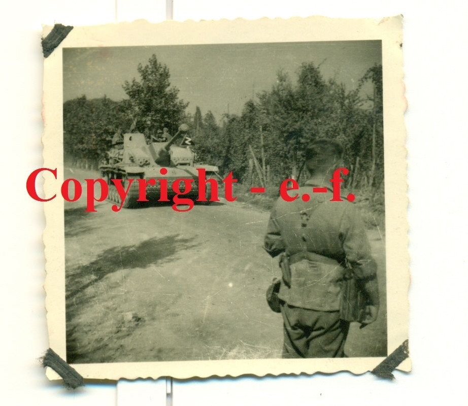FOTO - STURMGESCHÜTZ - STUG - ITALIEN