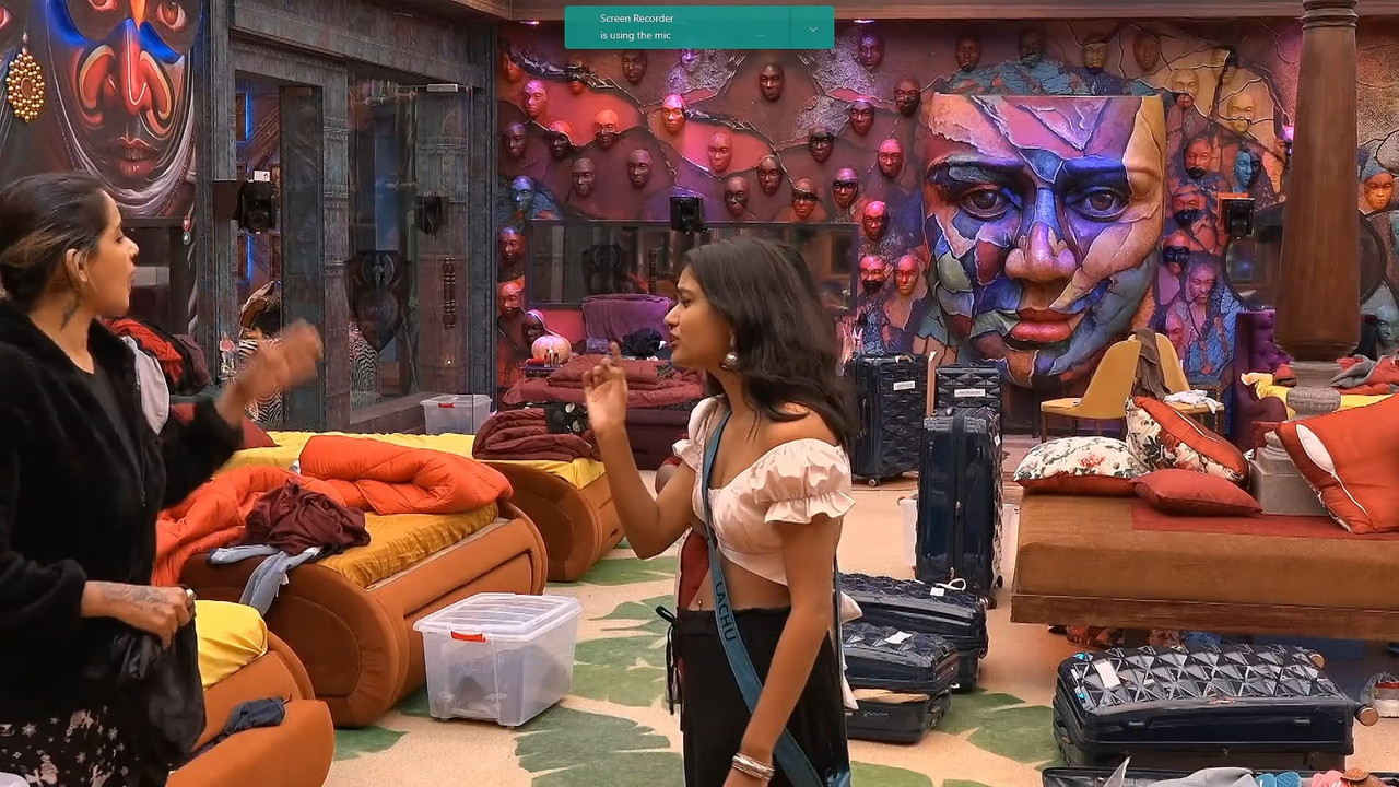 Big Boss Lachu Hot pierced Navel compilation.mkv_snapshot_02.20.465