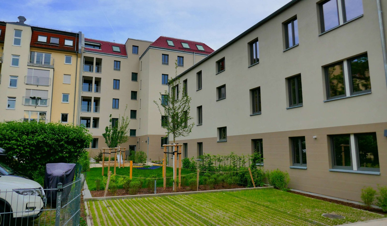 Bild: https://i.postimg.cc/8PG7Cv9V/P1280250.jpg