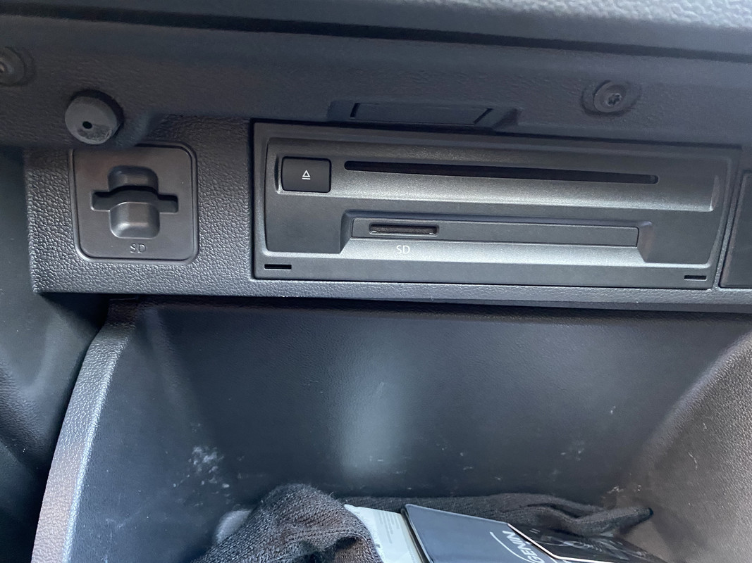 D128CAA1-5621-4B08-B555-9545A71CE8FF