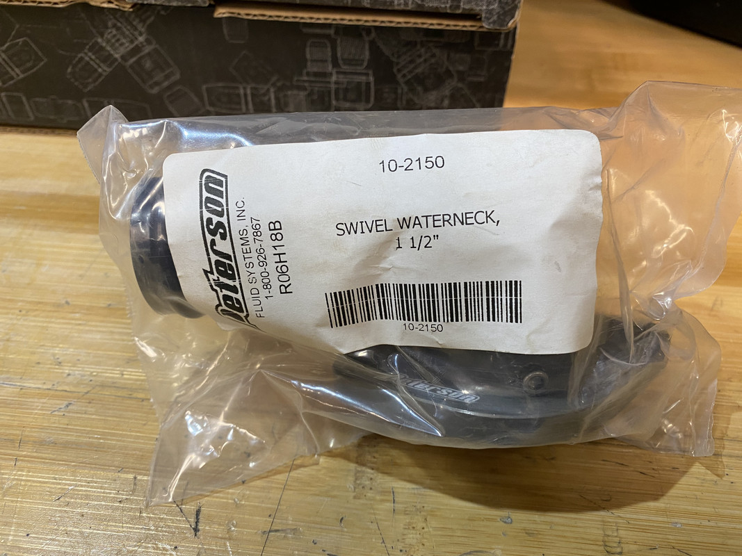 F52E7AF1-D53B-4B0A-8E10-3F74A689F1B9