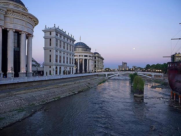Macedonia-Skopje-Government-buildings-on