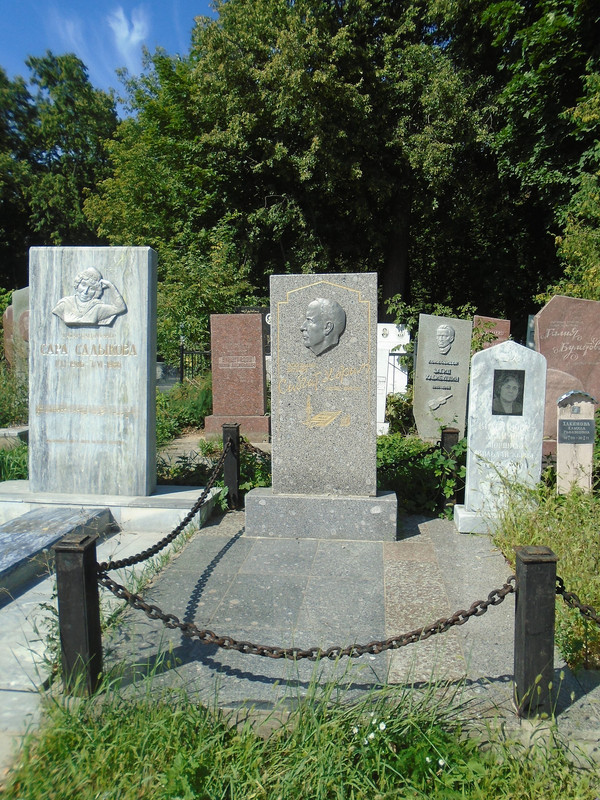 Grave-of-Sibgat-Hakim-(2021-08-06)-03