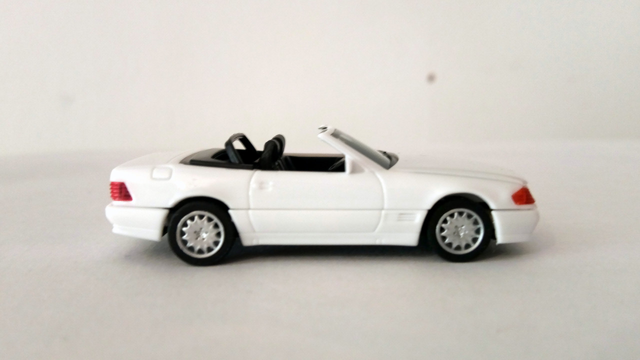 Mach (9031)