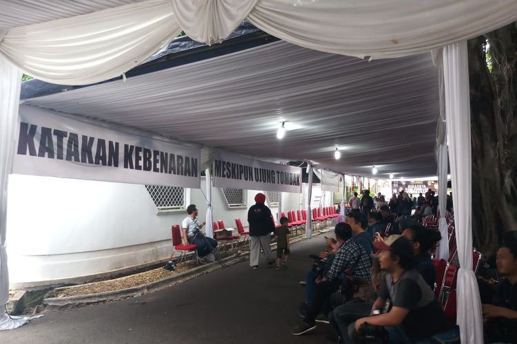 Suasana kediaman Ahmad Dhani di kawasan Pondok Indah, Jakarta Selatan, Senin (30/12/2019).