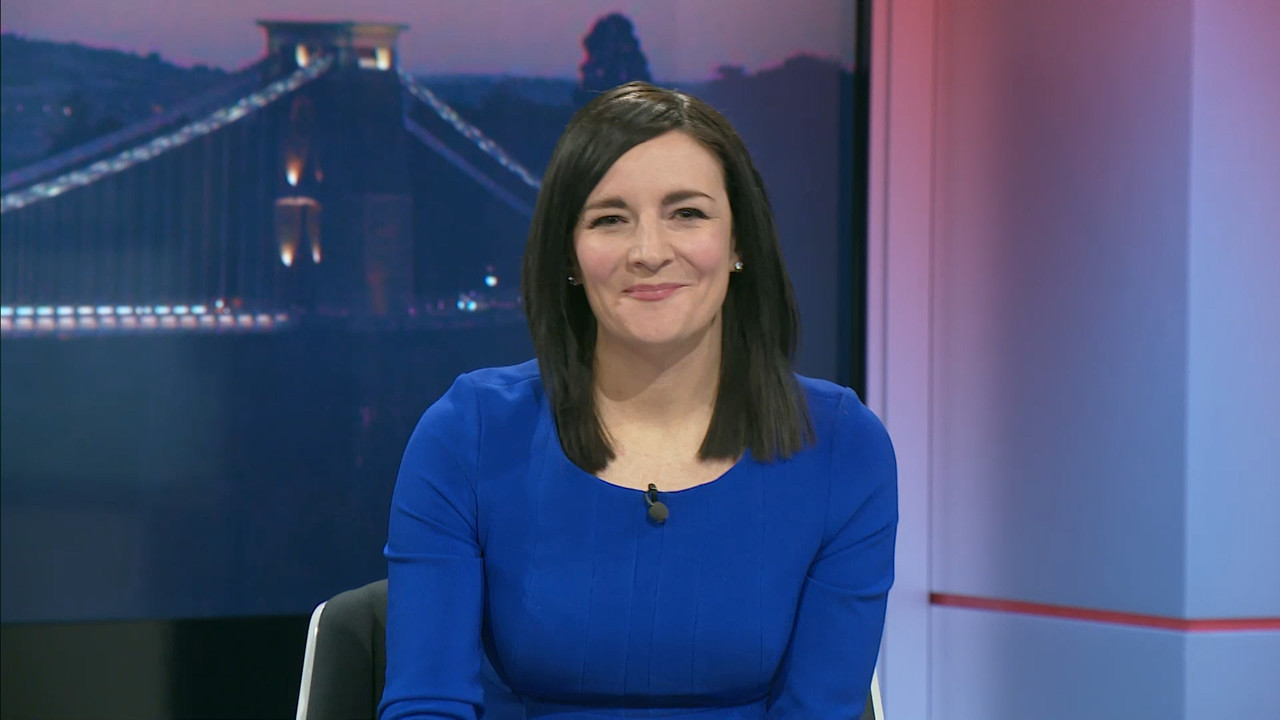 01.09 - 17.45.00 - ITV News West Country. News for Devon, Cornwall, S....ts_snapshot_17.49.479