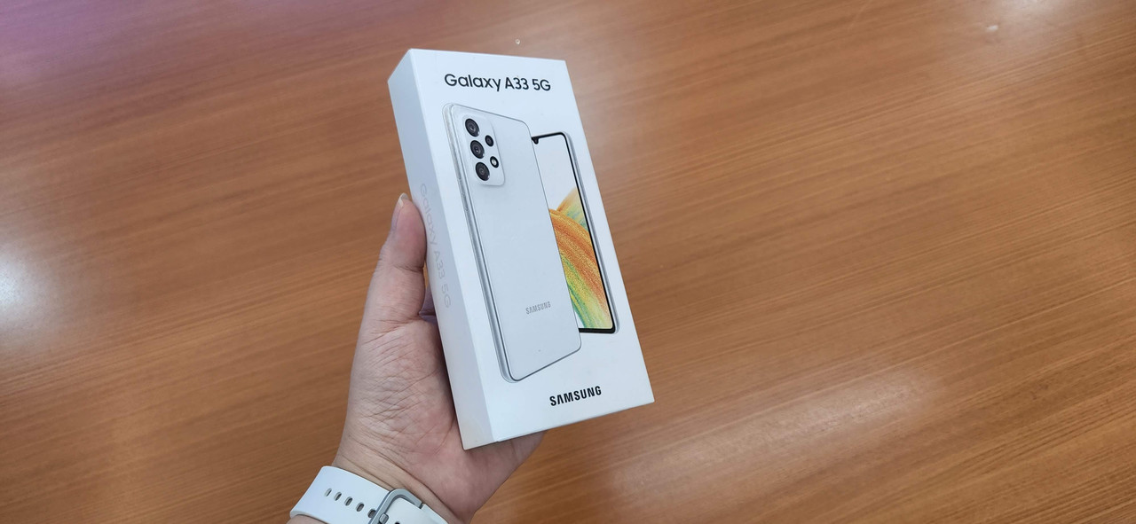 Samsung Galaxy A23 5G Unboxing, Hands On & First Impressions! 