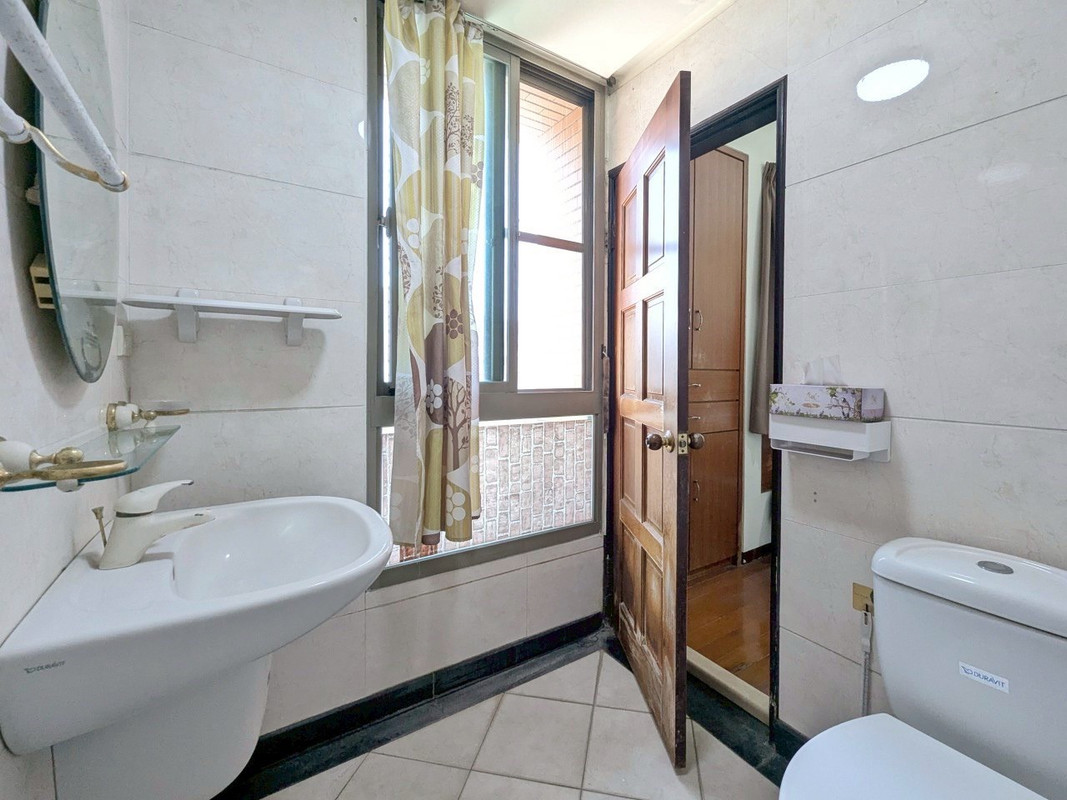 LINE_ALBUM_專約高雄羅浮宮大廈3房_250519_12