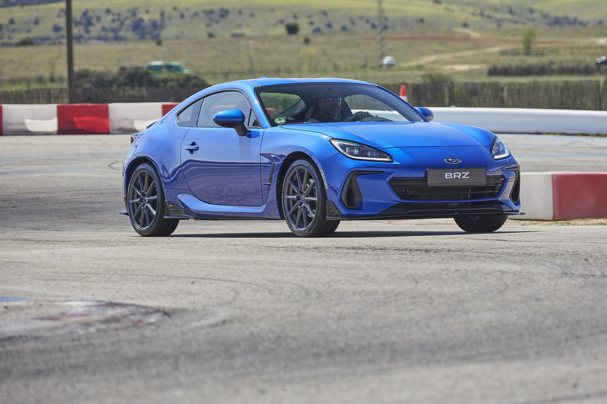 BRZ(121)
