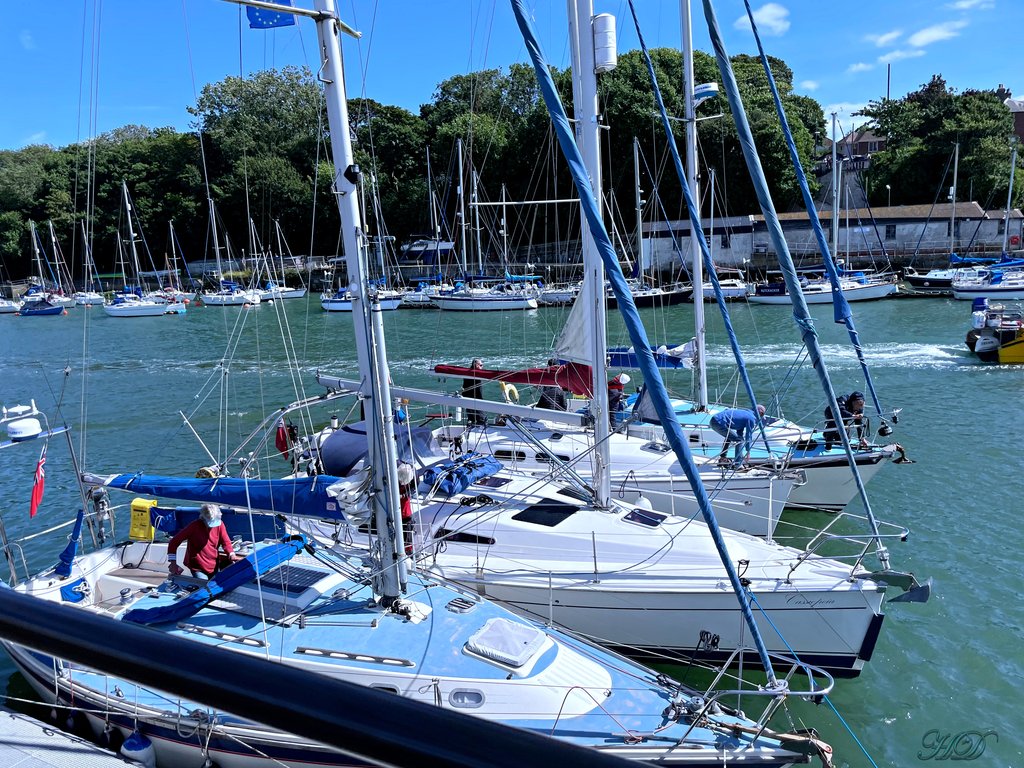 boats-weymouth-HD.jpg