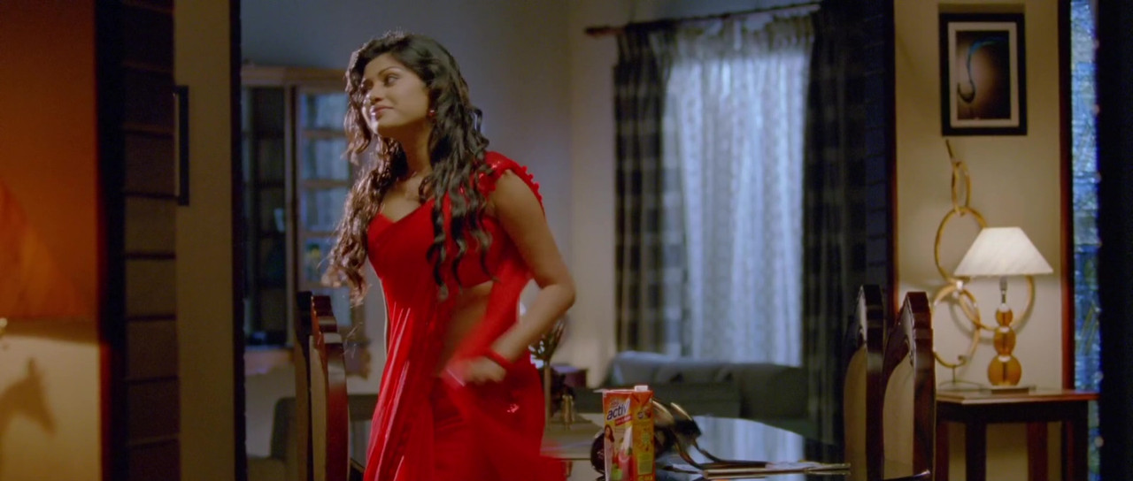 Oviya in Pulivaal[2014] Itunes rip.mkv_20210424_114147.851