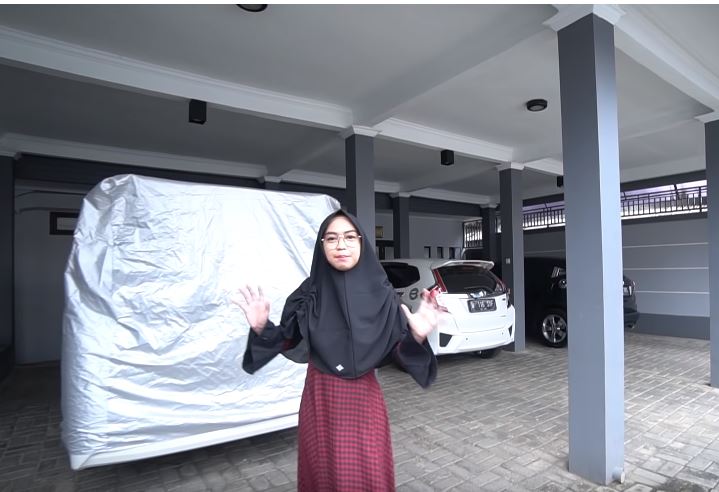 Rumah Ayu Ting Ting