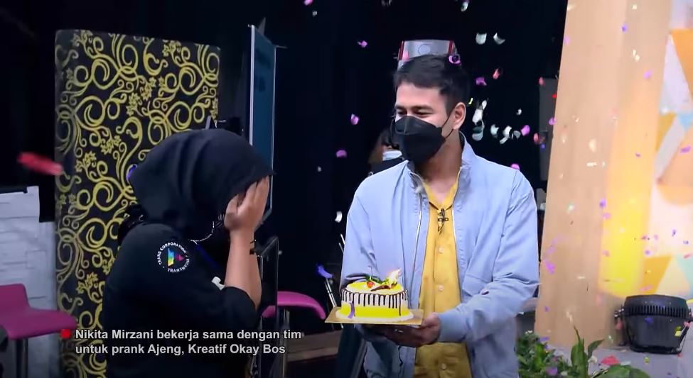 Tim kreatif dikerjain oleh Nikita MIrzani