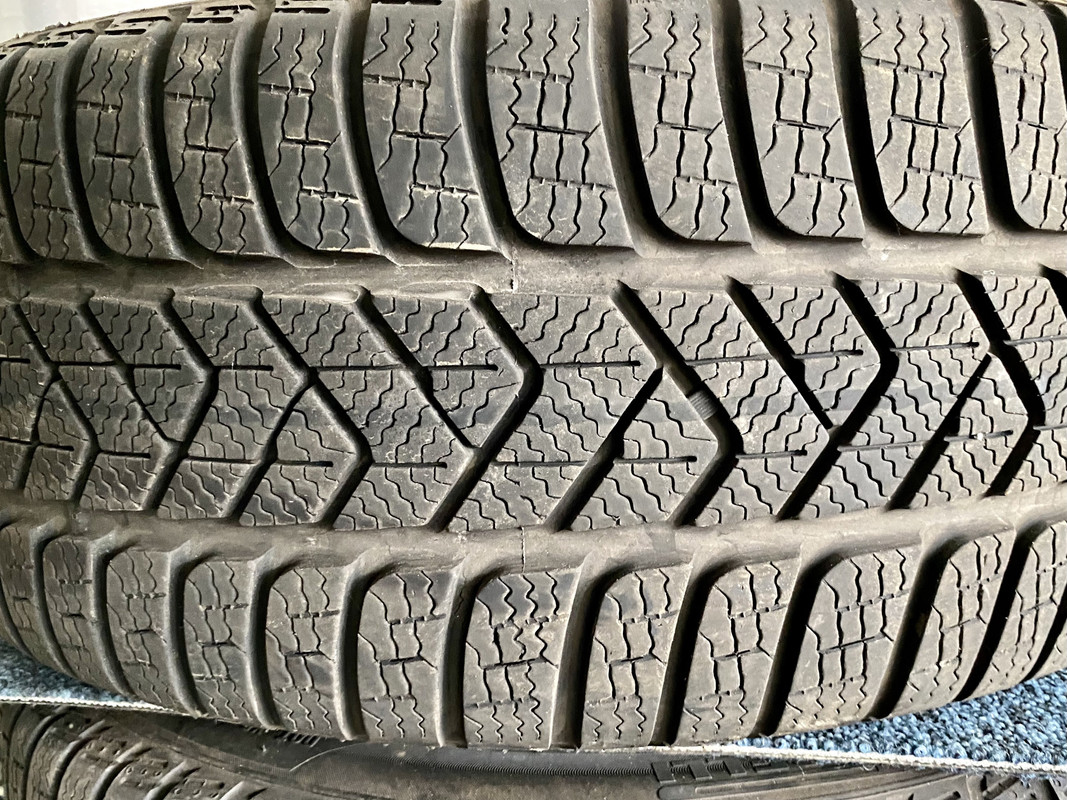 0F4ED1A7-C89F-4E82-9226-767E5AB88A88_1_201_a