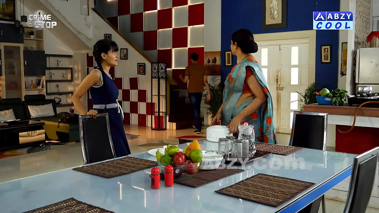 Anuya bagath hot in saree.mkv_snapshot_00.20.000