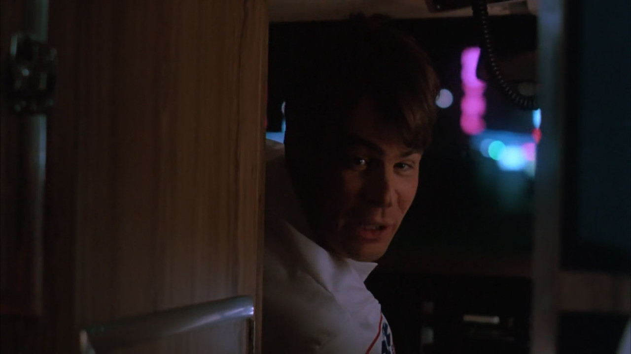 TWILIGHT ZONE THE MOVIE.mkv_snapshot_01.34.55.684