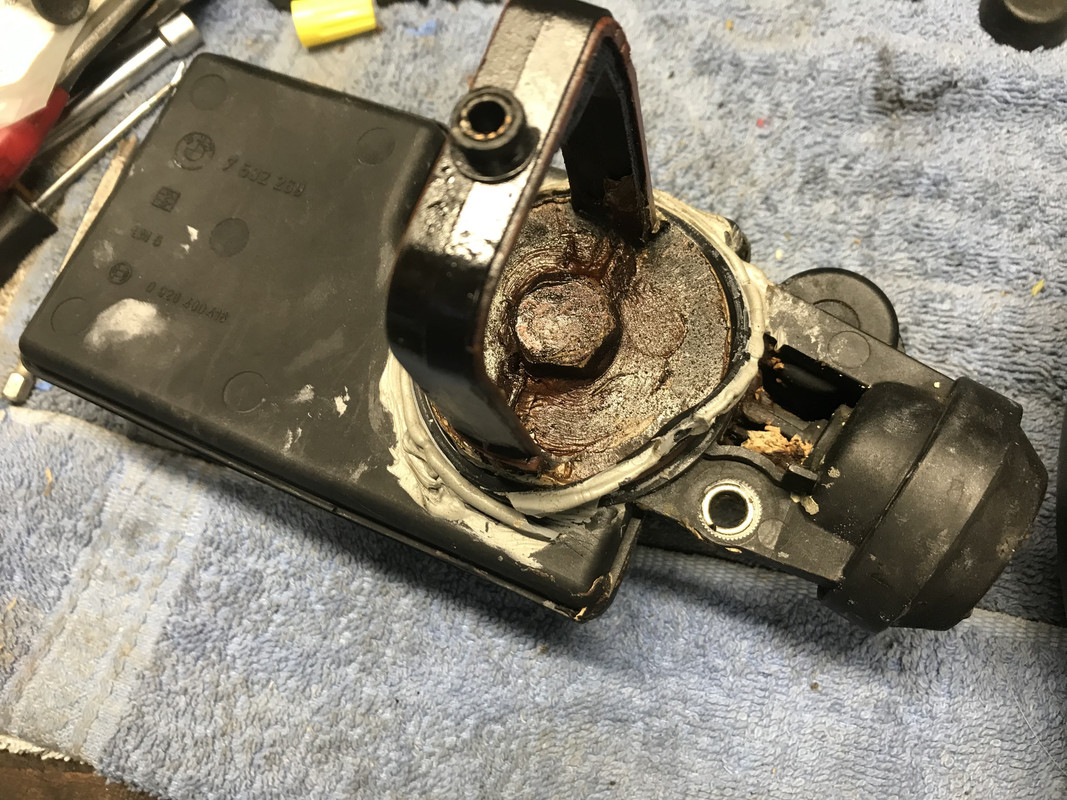 300EE5EA-6F42-4F7B-8808-EA163CF13E8D