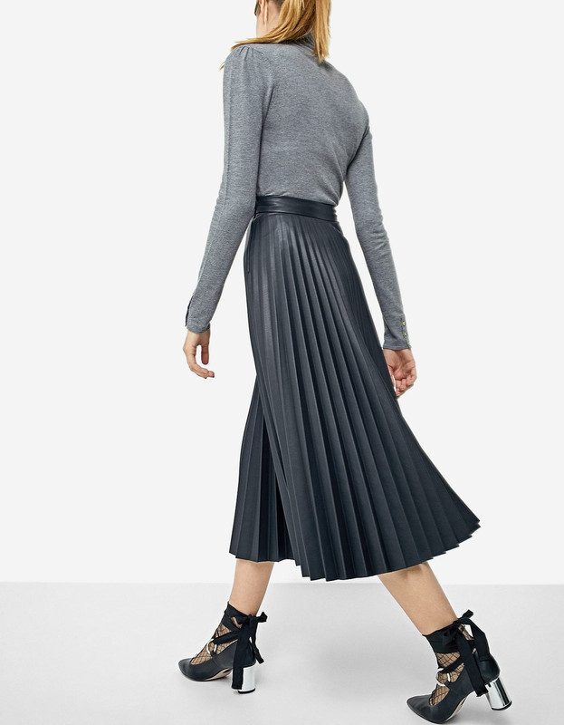 8979EA3C-C014-42D6-9FD9-C9AD2D7AC00A