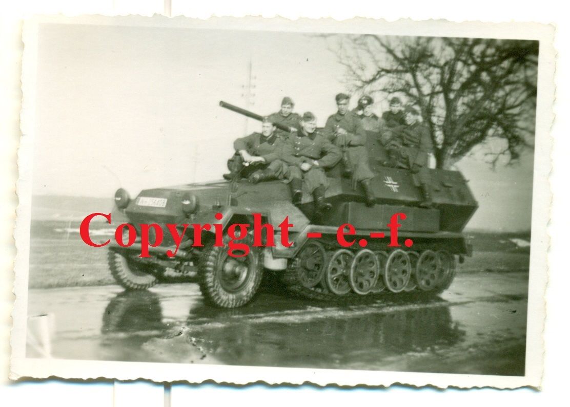 SdKfz - SCHÜTZENPANZER - SdKfz 251 - WH-256408