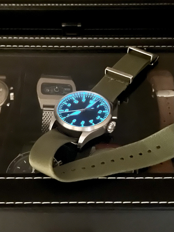 90C99DDD-D2C1-48EA-9CE0-BD39B39F87DA