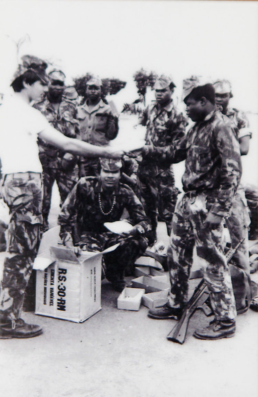 20-Entrega-de-Ra-o-de-Combate-pelo-comandante-do-GEP-008-Alf