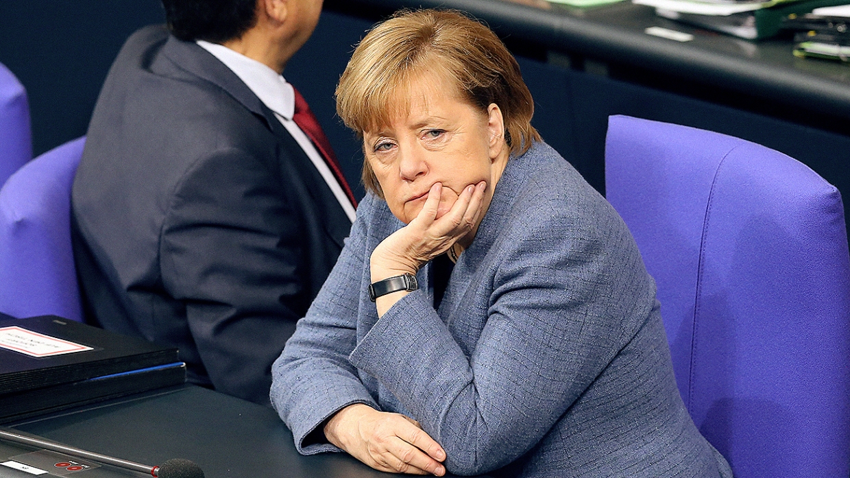 Merkel gali likti su Navalnu, bet be dujų