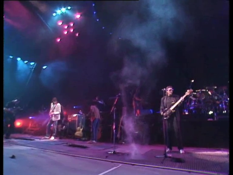 vlcsnap-2013-08-07-22h17m58s61