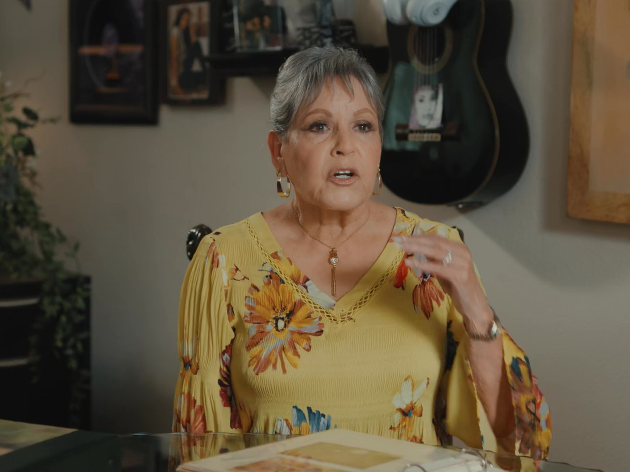 SELENA Y LOS DINOS mkv snapshot 01 21 58 250