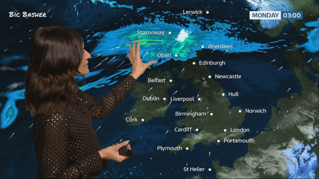 ITV Lunchtime News_20241229_12551305.ts_snapshot_07.55.430