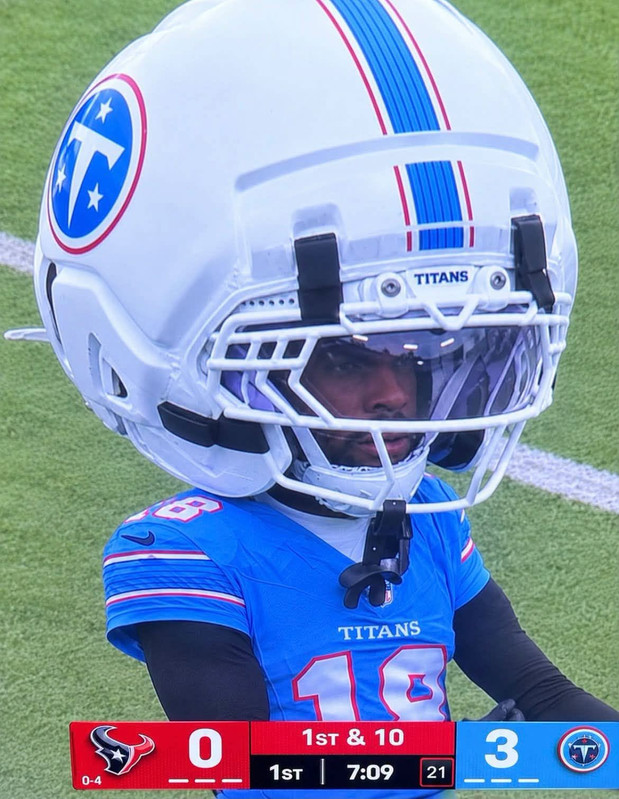 NFL-Helmet.jpg